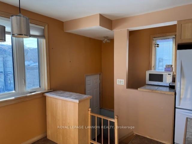 Photo 10 of 182 Francis Street E, Thunder Bay, Westfort — HOMEH