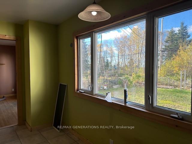Photo 11 of 58 Lakeview Drive, Terrace Bay — HOMEH