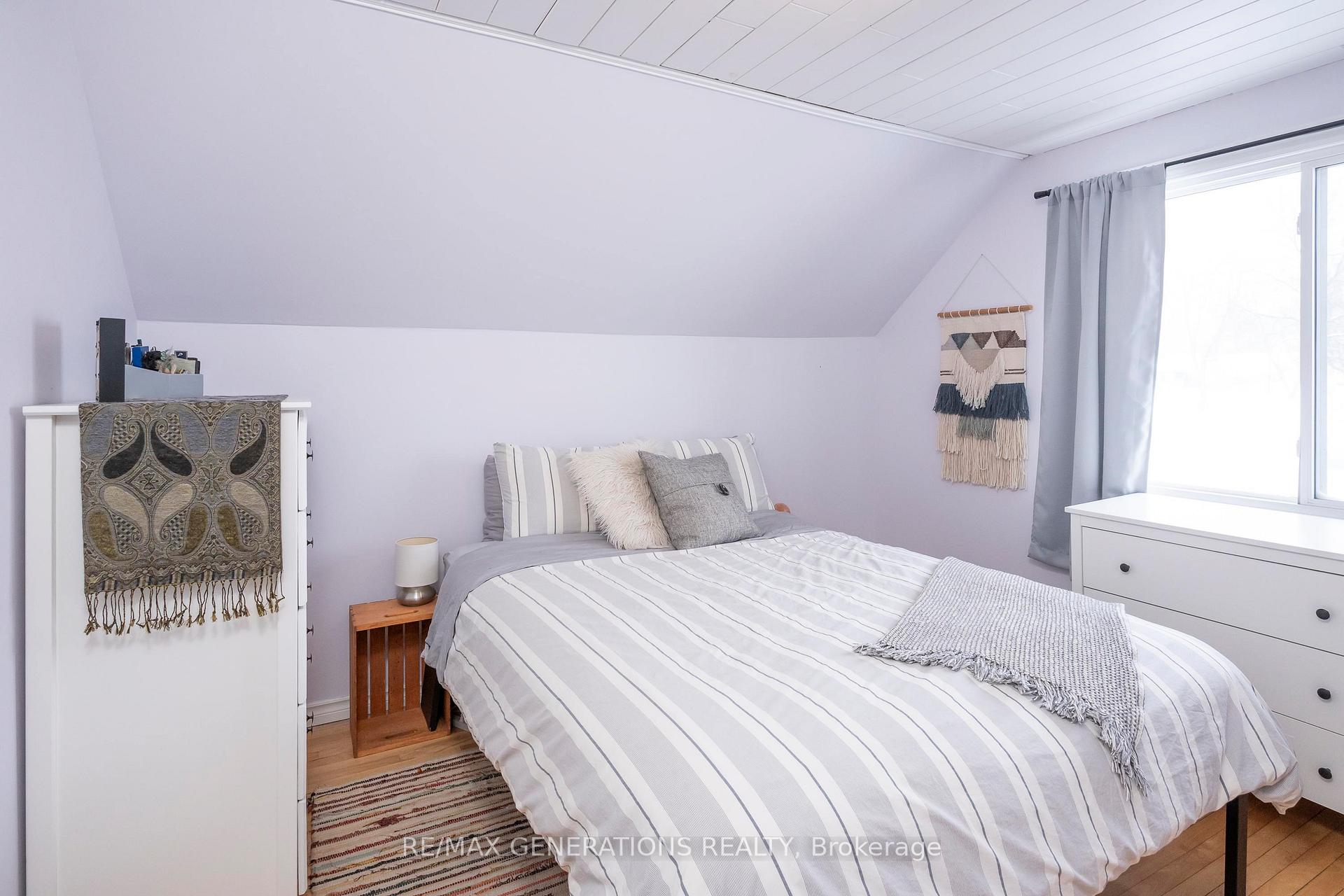 Photo 16 of 113 Ray Boulevard, Thunder Bay, Mariday Heights — HOMEH