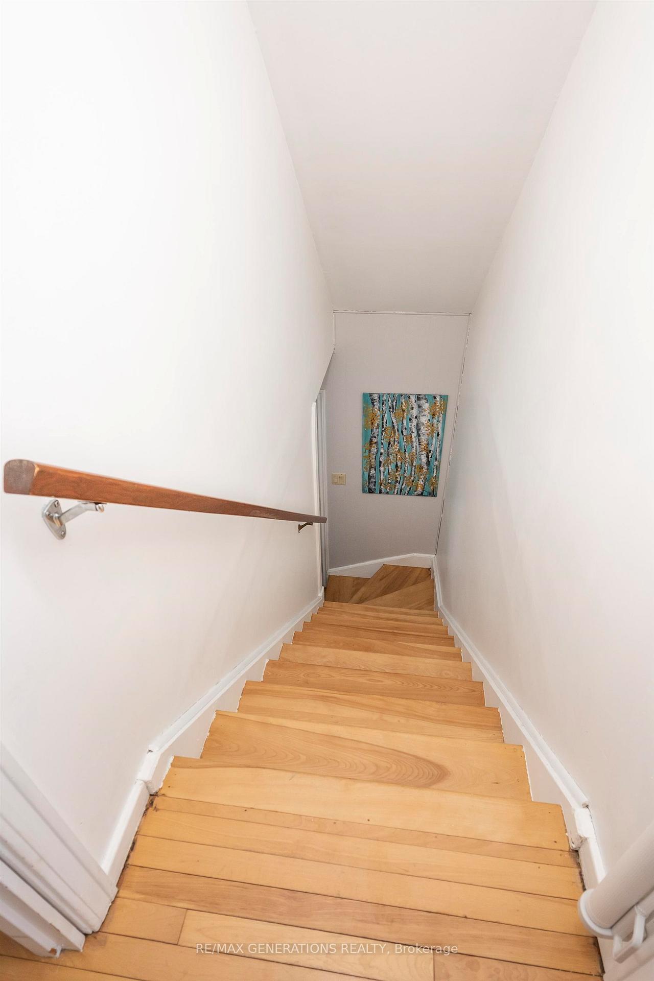 Photo 24 of 113 Ray Boulevard, Thunder Bay, Mariday Heights — HOMEH