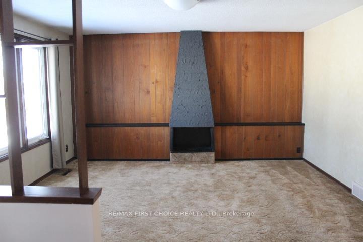 Photo 6 of 176 University Drive, Thunder Bay, Northwood Park — HOMEH