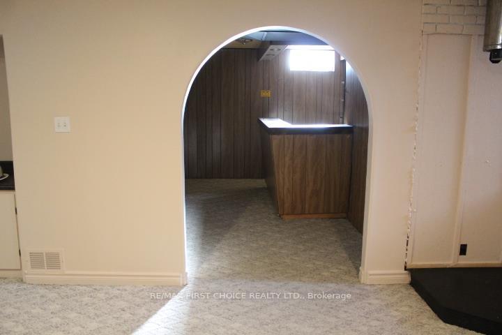 Photo 21 of 176 University Drive, Thunder Bay, Northwood Park — HOMEH