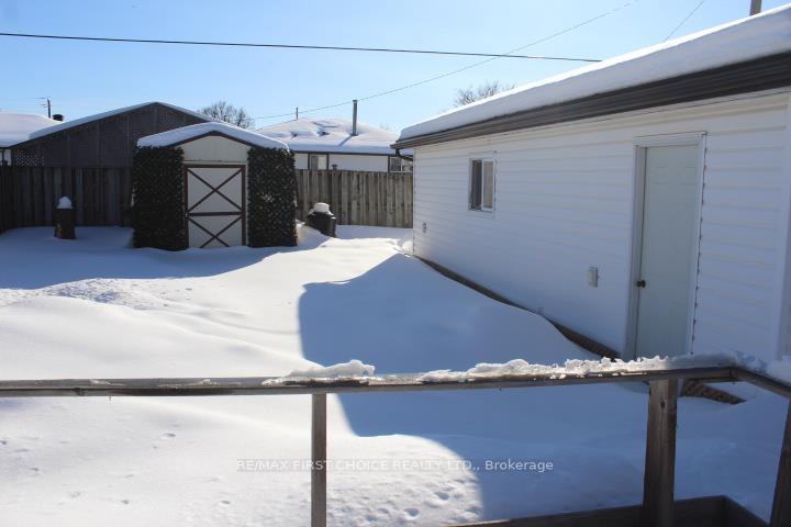 Photo 29 of 176 University Drive, Thunder Bay, Northwood Park — HOMEH