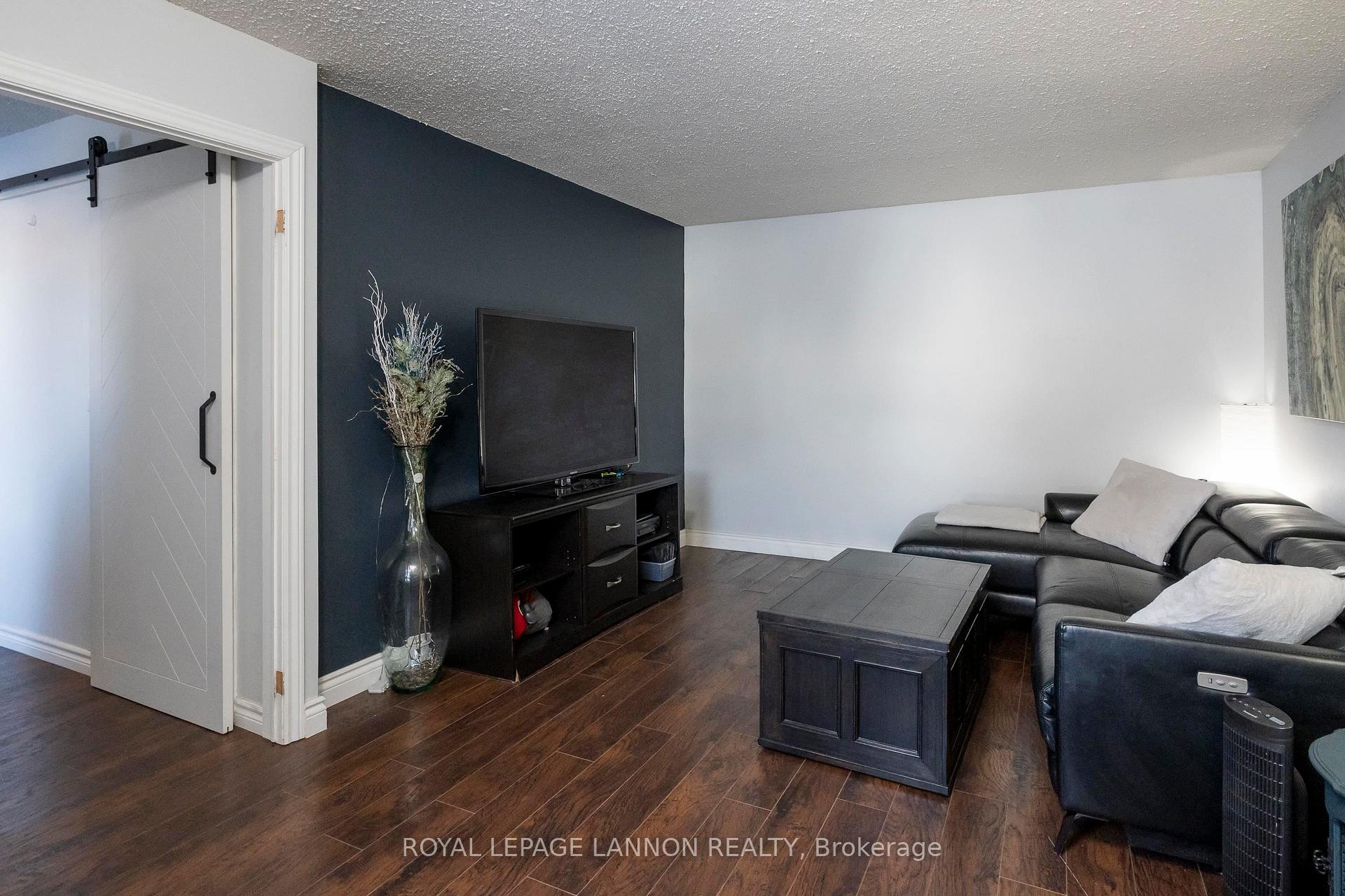 Photo 4 of Unit 50, 567 Edison Road, Thunder Bay, Academy Heights — HOMEH