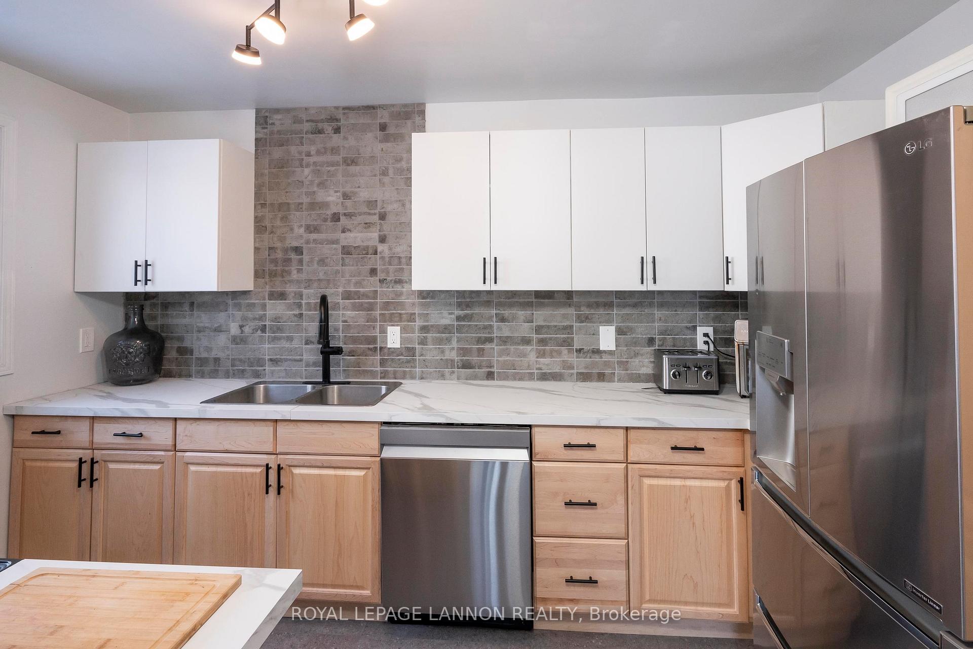 Photo 8 of Unit 50, 567 Edison Road, Thunder Bay, Academy Heights — HOMEH