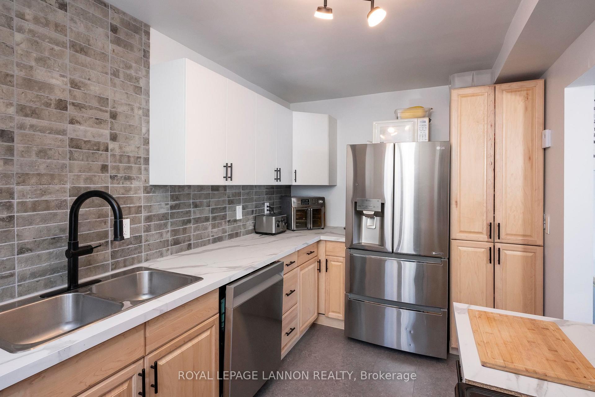 Photo 15 of Unit 50, 567 Edison Road, Thunder Bay, Academy Heights — HOMEH