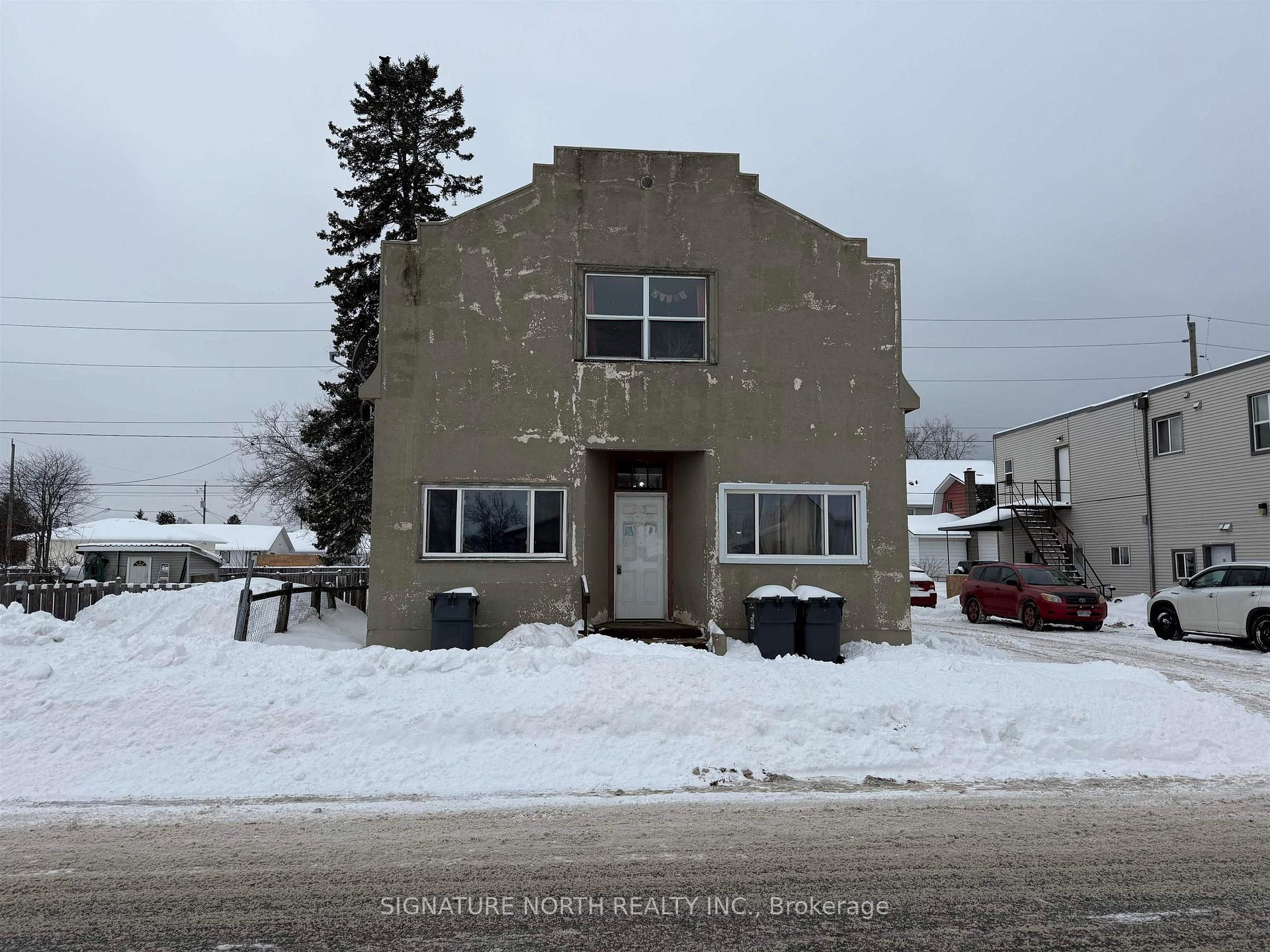 Front of 329 Grenville Avenue