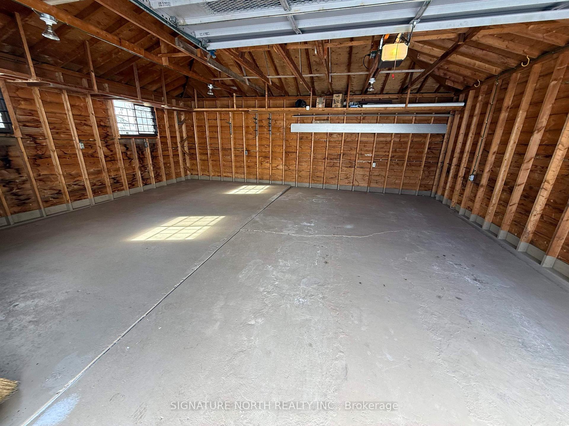 Photo 20 of 467 Sycamore Place, Thunder Bay, Northwood Park — HOMEH