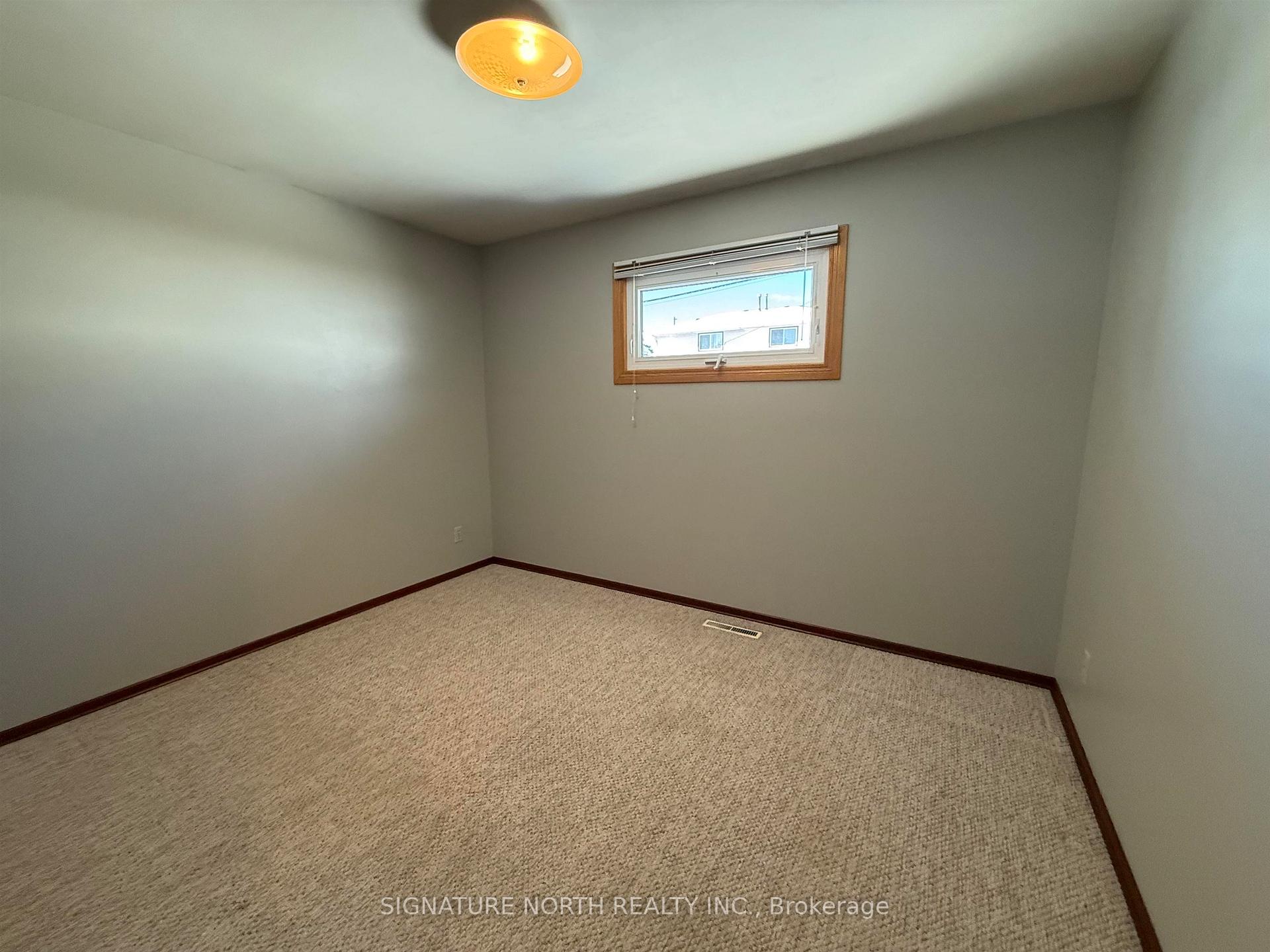 Photo 23 of 467 Sycamore Place, Thunder Bay, Northwood Park — HOMEH