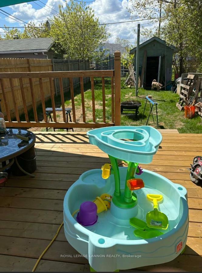 Photo 27 of 225 Balmoral Street, Thunder Bay, McKeller Park — HOMEH