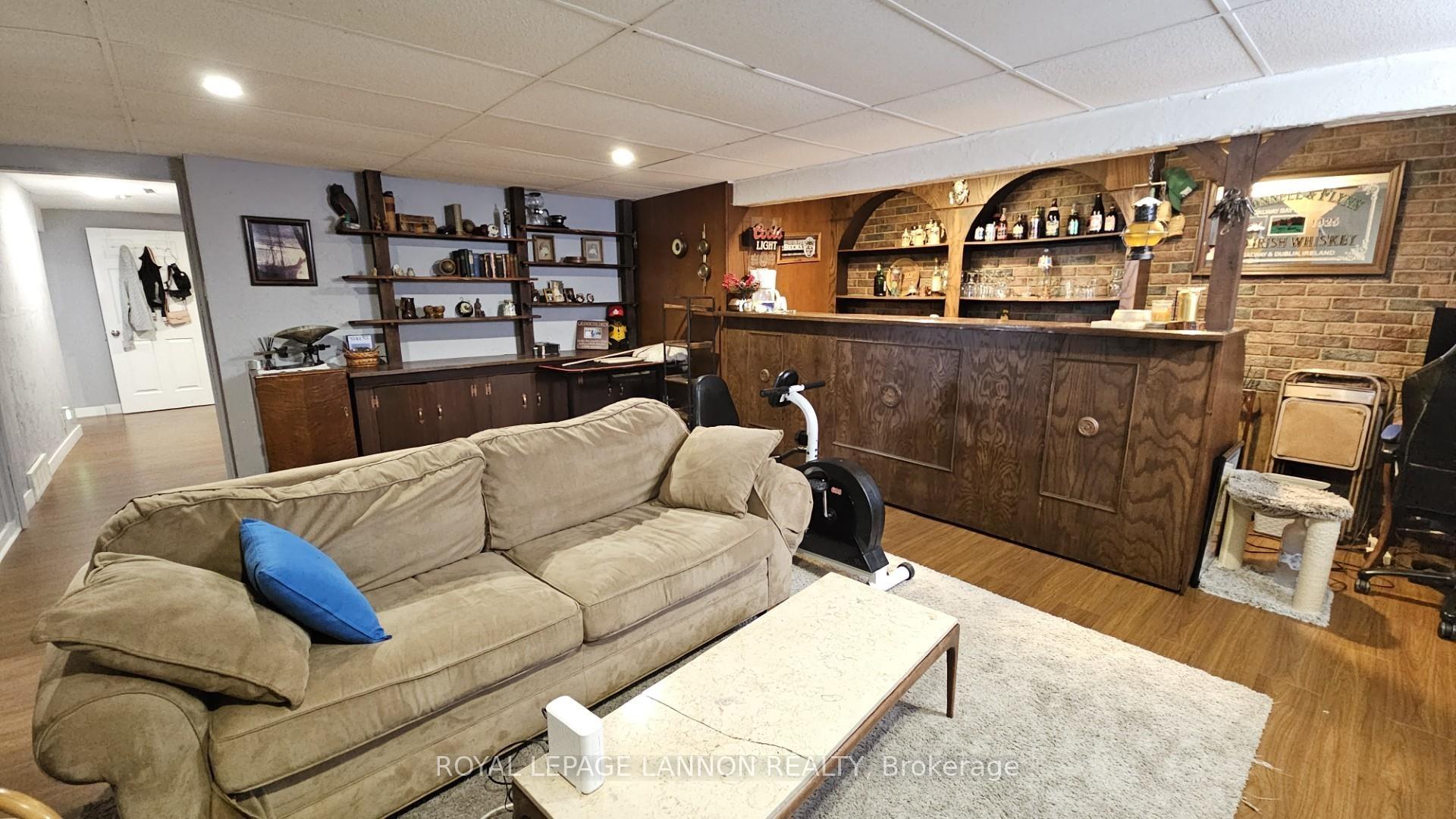 Photo 2 of 158 Kensington Drive, Thunder Bay, Northwood Park — HOMEH