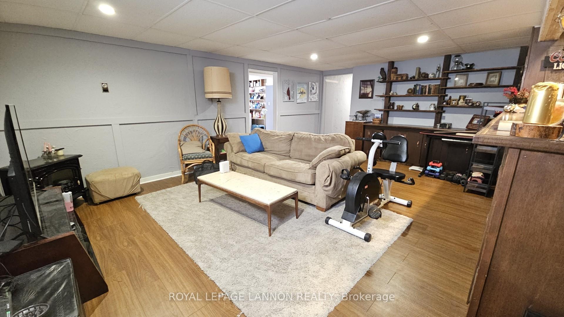 Photo 3 of 158 Kensington Drive, Thunder Bay, Northwood Park — HOMEH