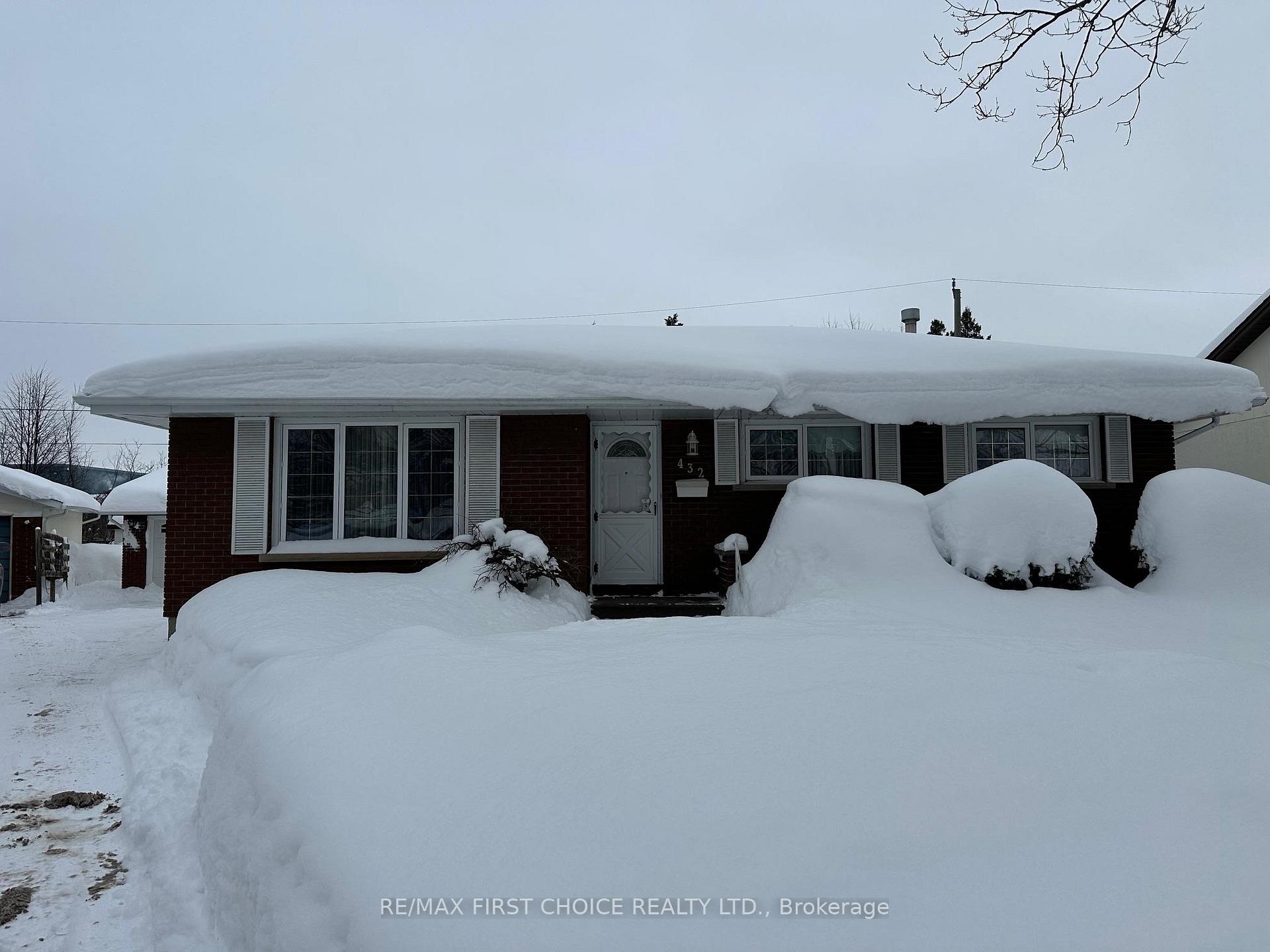 Photo 1 of 432 Amethyst Crescent, Thunder Bay, Northwood Park — HOMEH