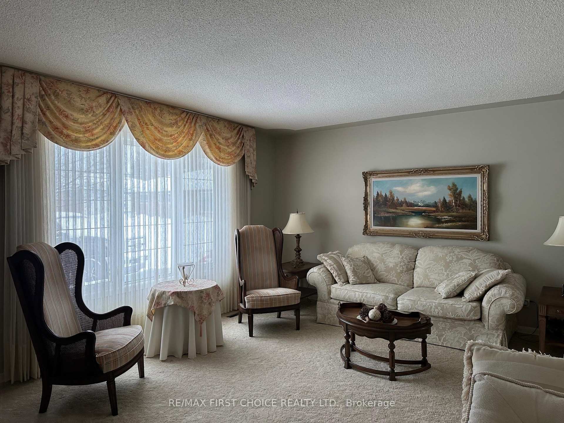 Photo 3 of 432 Amethyst Crescent, Thunder Bay, Northwood Park — HOMEH