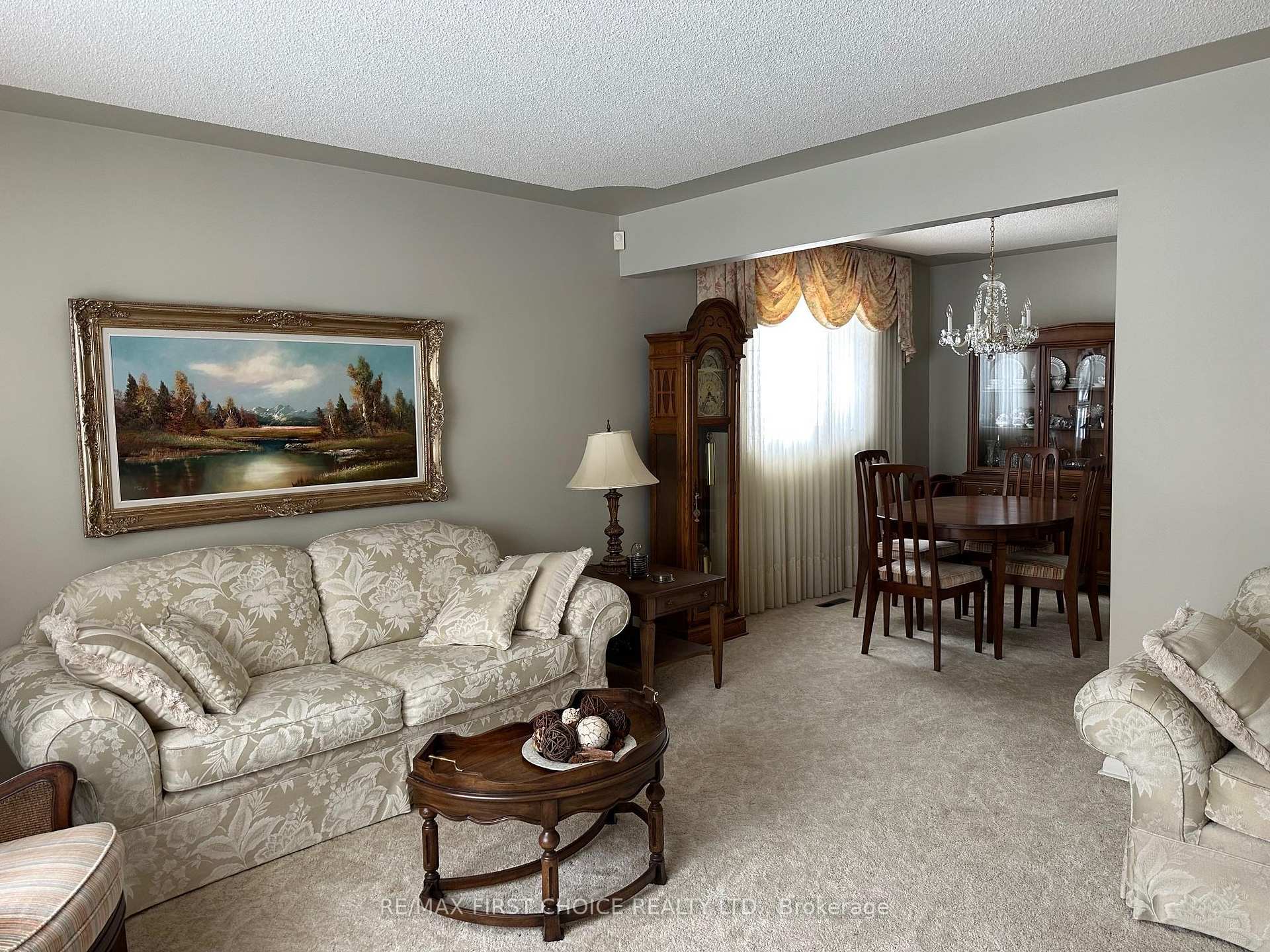 Photo 5 of 432 Amethyst Crescent, Thunder Bay, Northwood Park — HOMEH