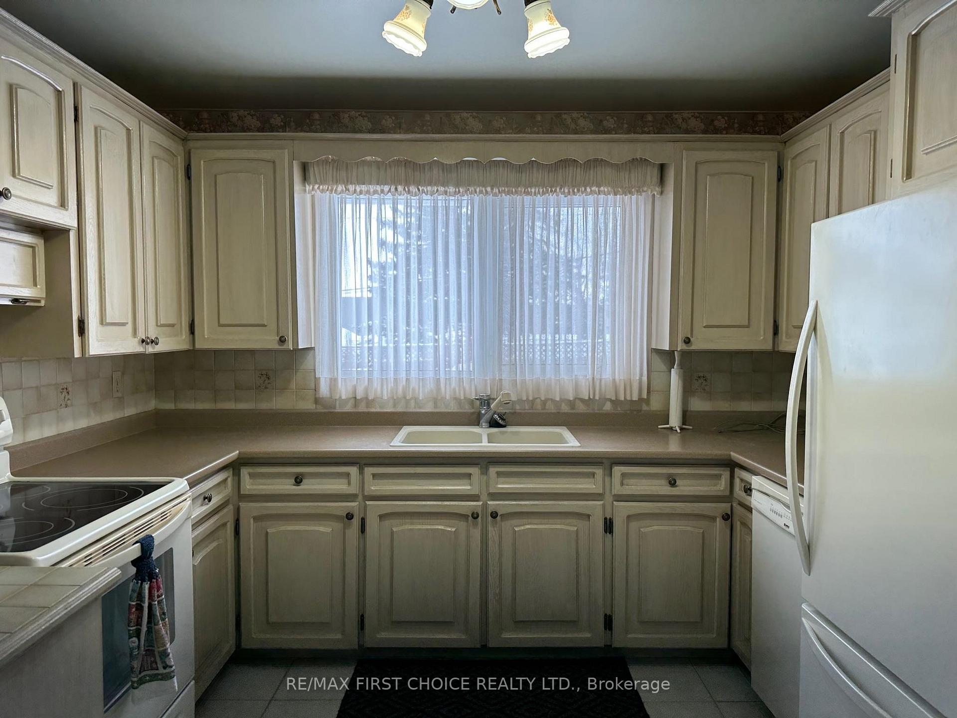 Photo 7 of 432 Amethyst Crescent, Thunder Bay, Northwood Park — HOMEH