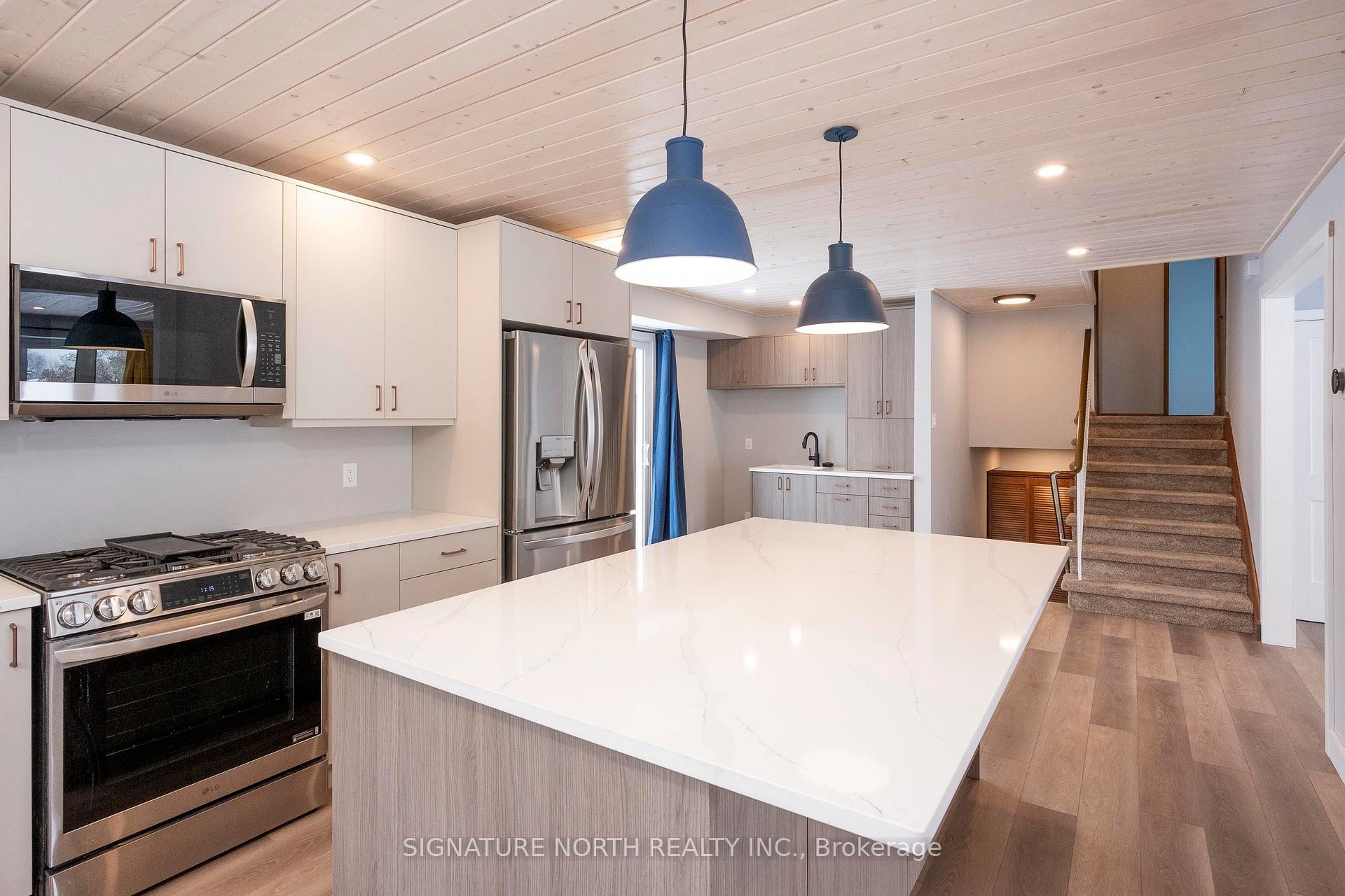 Photo 11 of 619 Thornloe Drive, Thunder Bay, Northwood Park — HOMEH