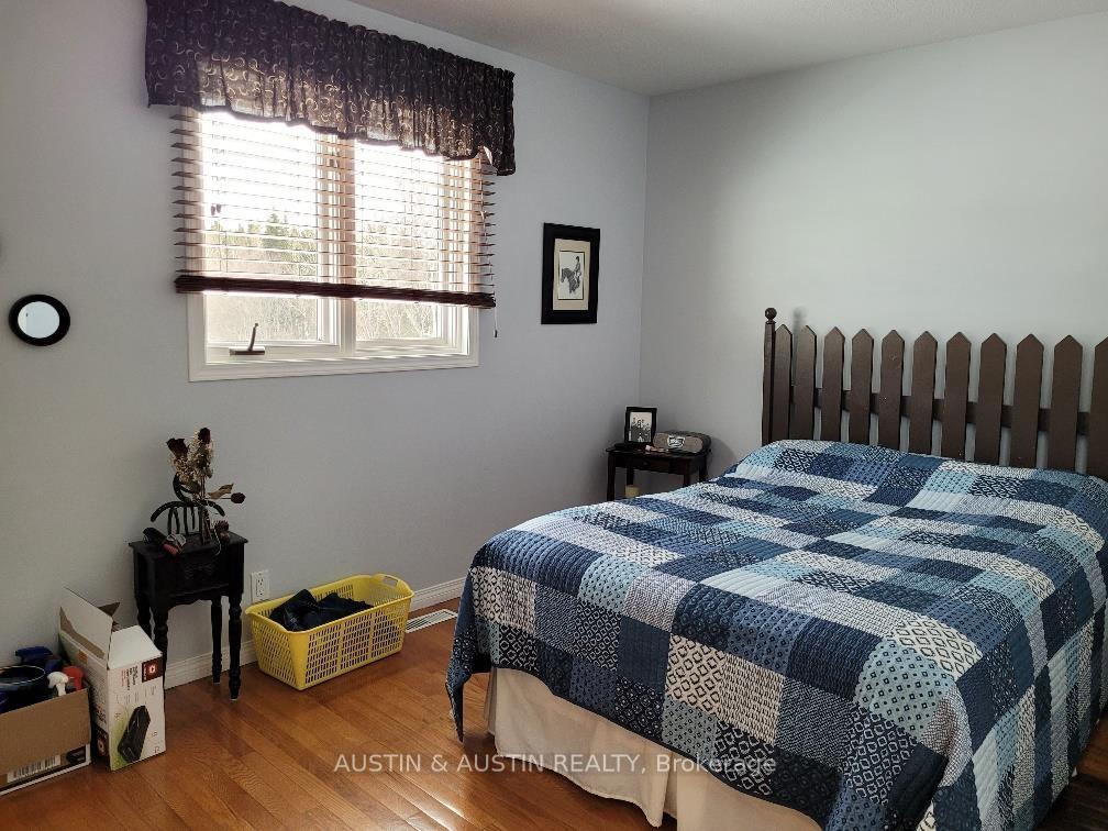 Photo 12 of 34 Wabigoon Drive W, Dryden, Edgewater Terrace — HOMEH