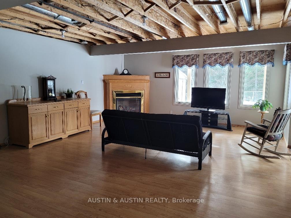 Photo 14 of 34 Wabigoon Drive W, Dryden, Edgewater Terrace — HOMEH