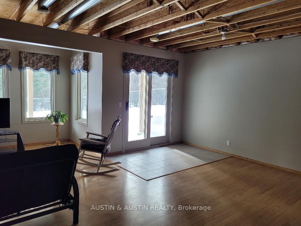 Photo 15 of 34 Wabigoon Drive W, Dryden, Edgewater Terrace — HOMEH