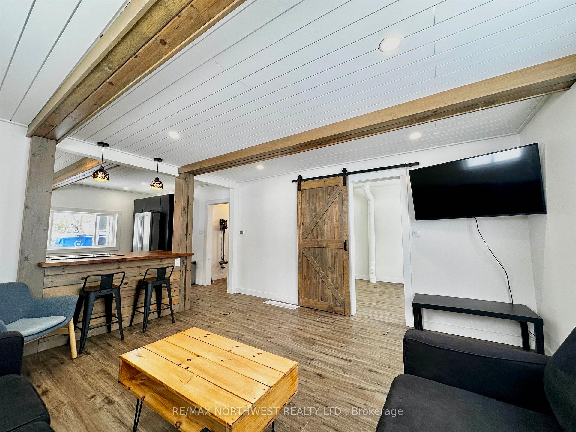 Photo 10 of 1201 Superior Street, Kenora, Keewatin — HOMEH