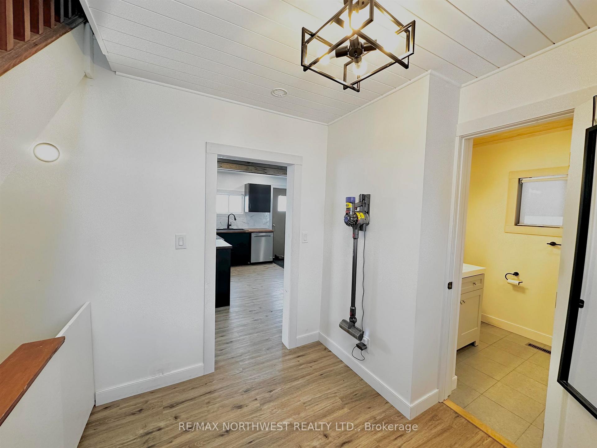 Photo 13 of 1201 Superior Street, Kenora, Keewatin — HOMEH