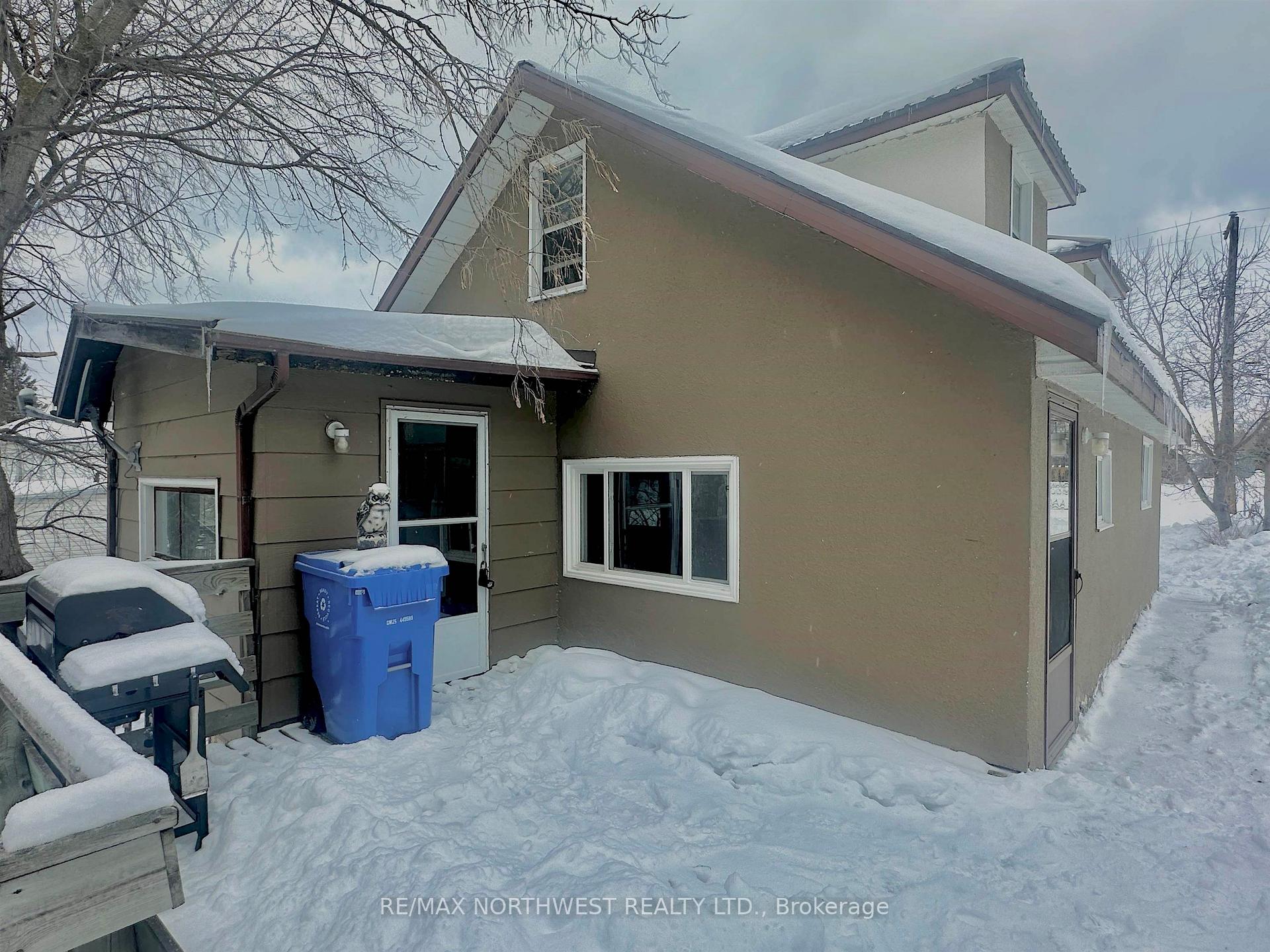 Photo 23 of 1201 Superior Street, Kenora, Keewatin — HOMEH