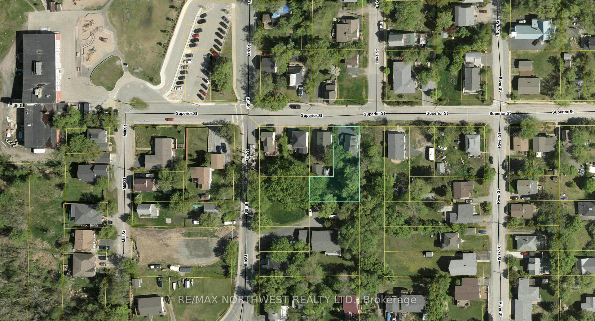 Photo 25 of 1201 Superior Street, Kenora, Keewatin — HOMEH