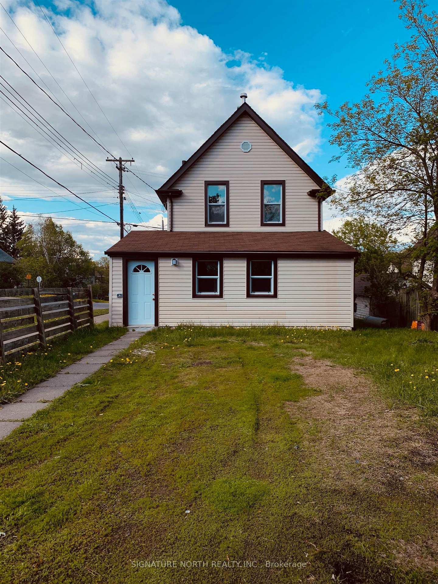 Photo 8 of 335 Dawson Street, Thunder Bay, College Heights — HOMEH