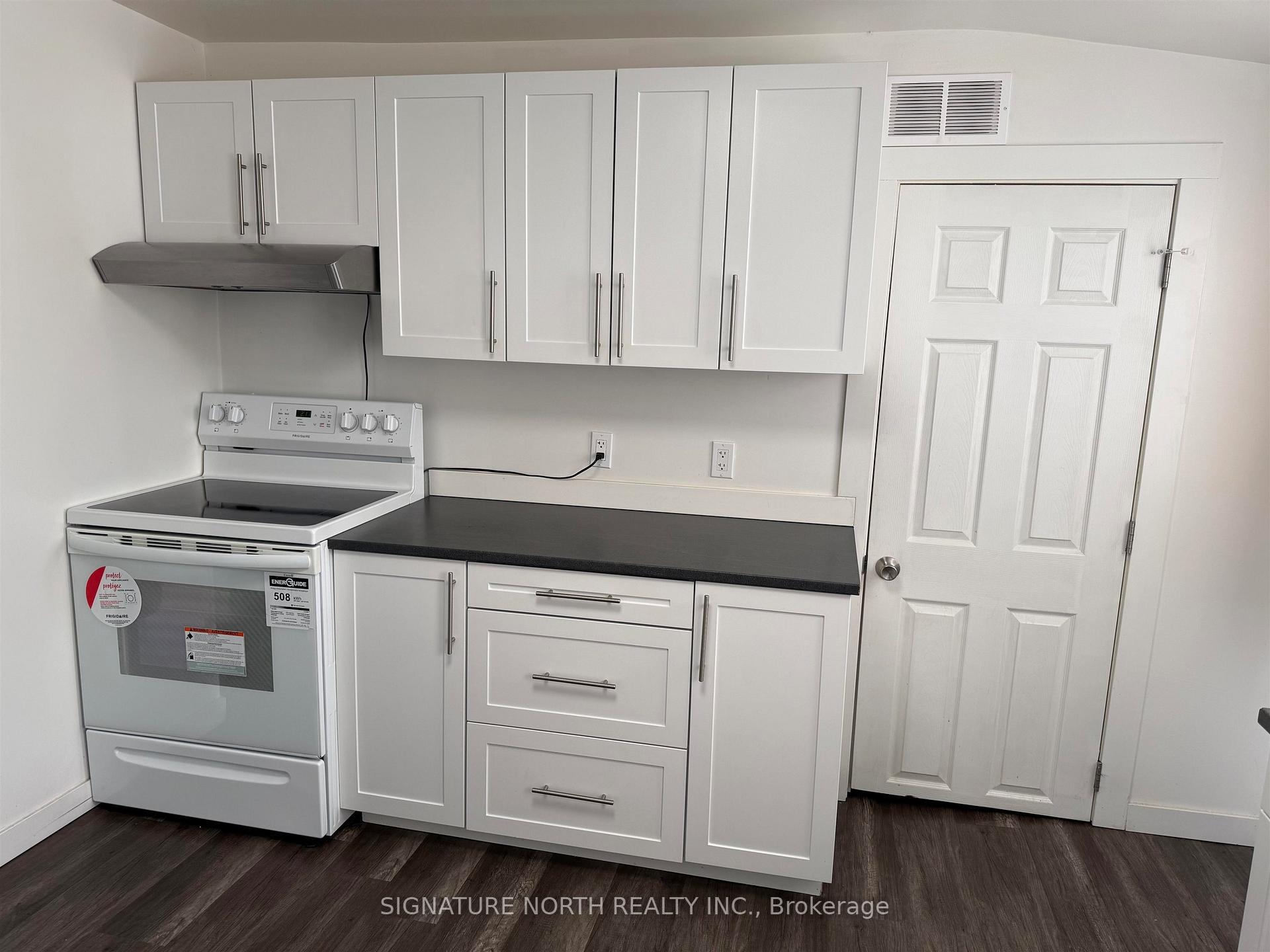Photo 11 of 335 Dawson Street, Thunder Bay, College Heights — HOMEH
