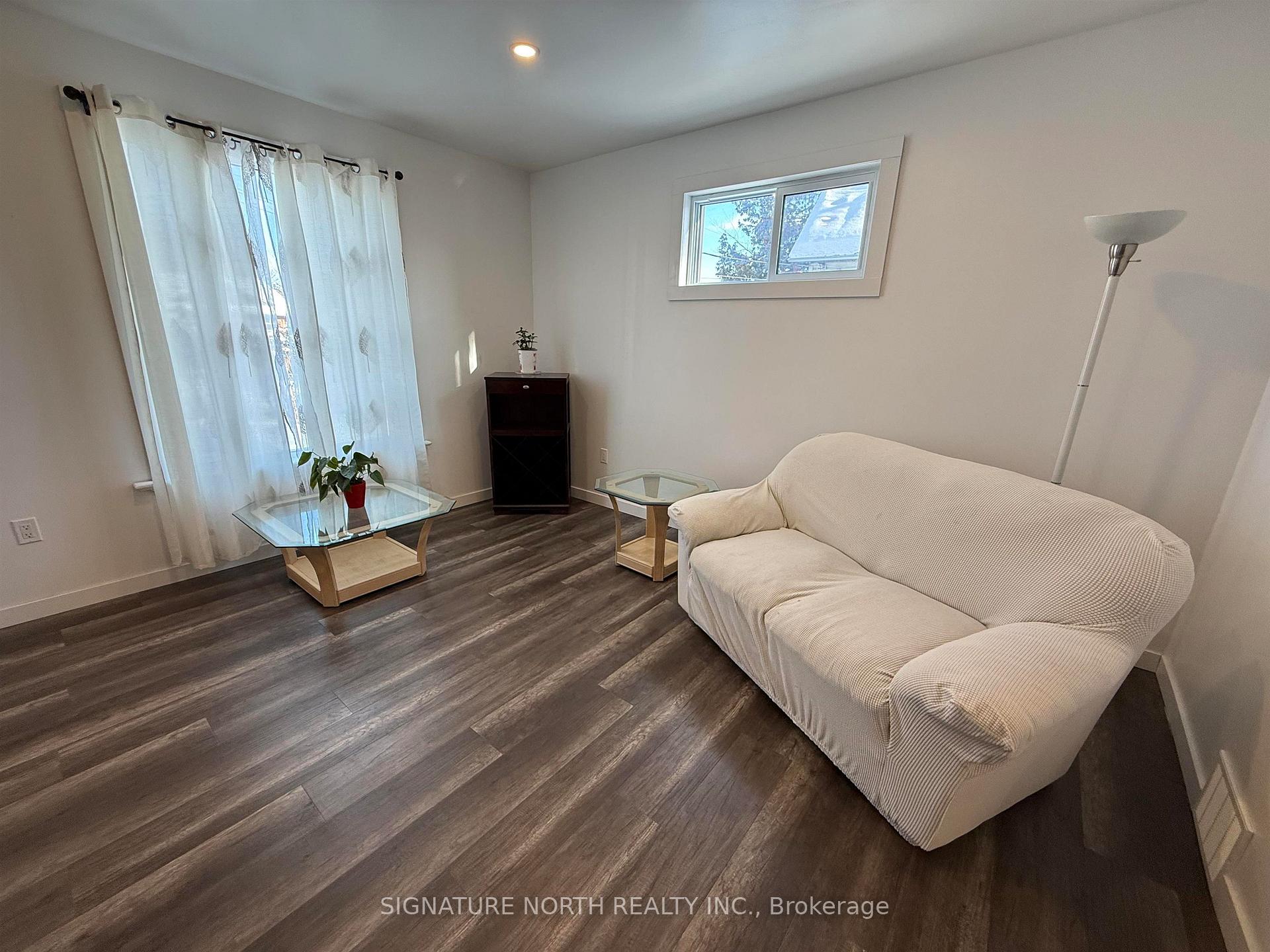 Photo 19 of 335 Dawson Street, Thunder Bay, College Heights — HOMEH
