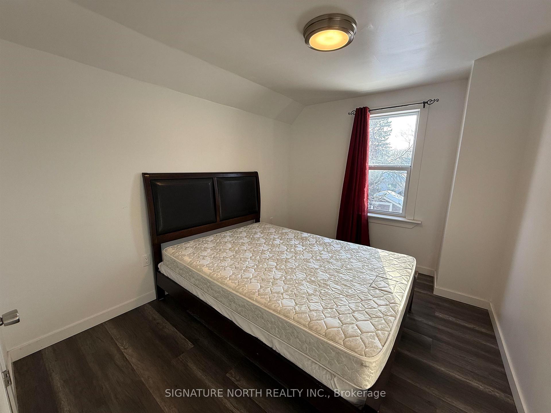 Photo 34 of 335 Dawson Street, Thunder Bay, College Heights — HOMEH