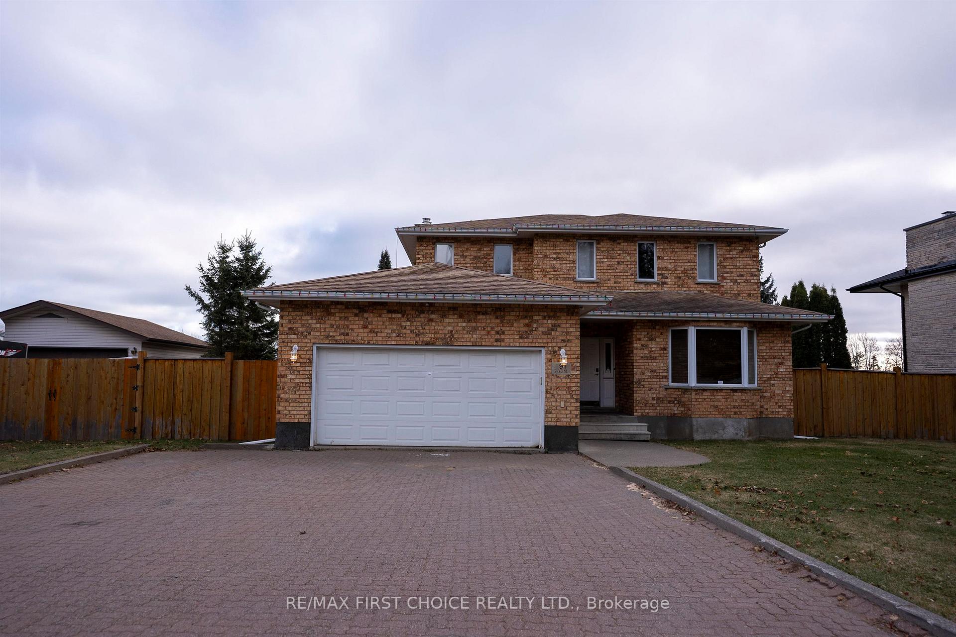 Photo 2 of 191 Skyline Avenue, Thunder Bay, John Street North — HOMEH