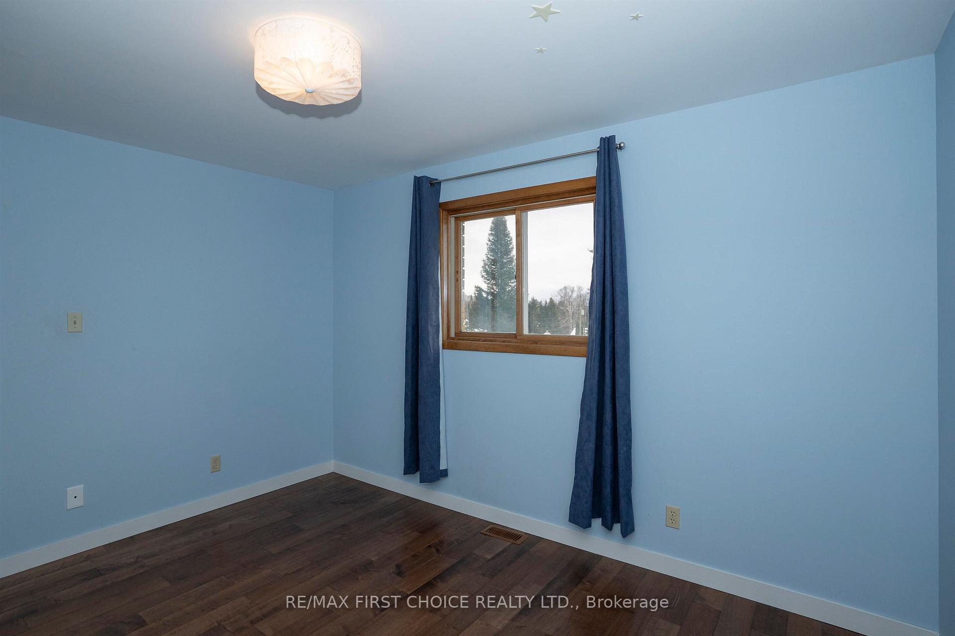 Photo 36 of 191 Skyline Avenue, Thunder Bay, John Street North — HOMEH