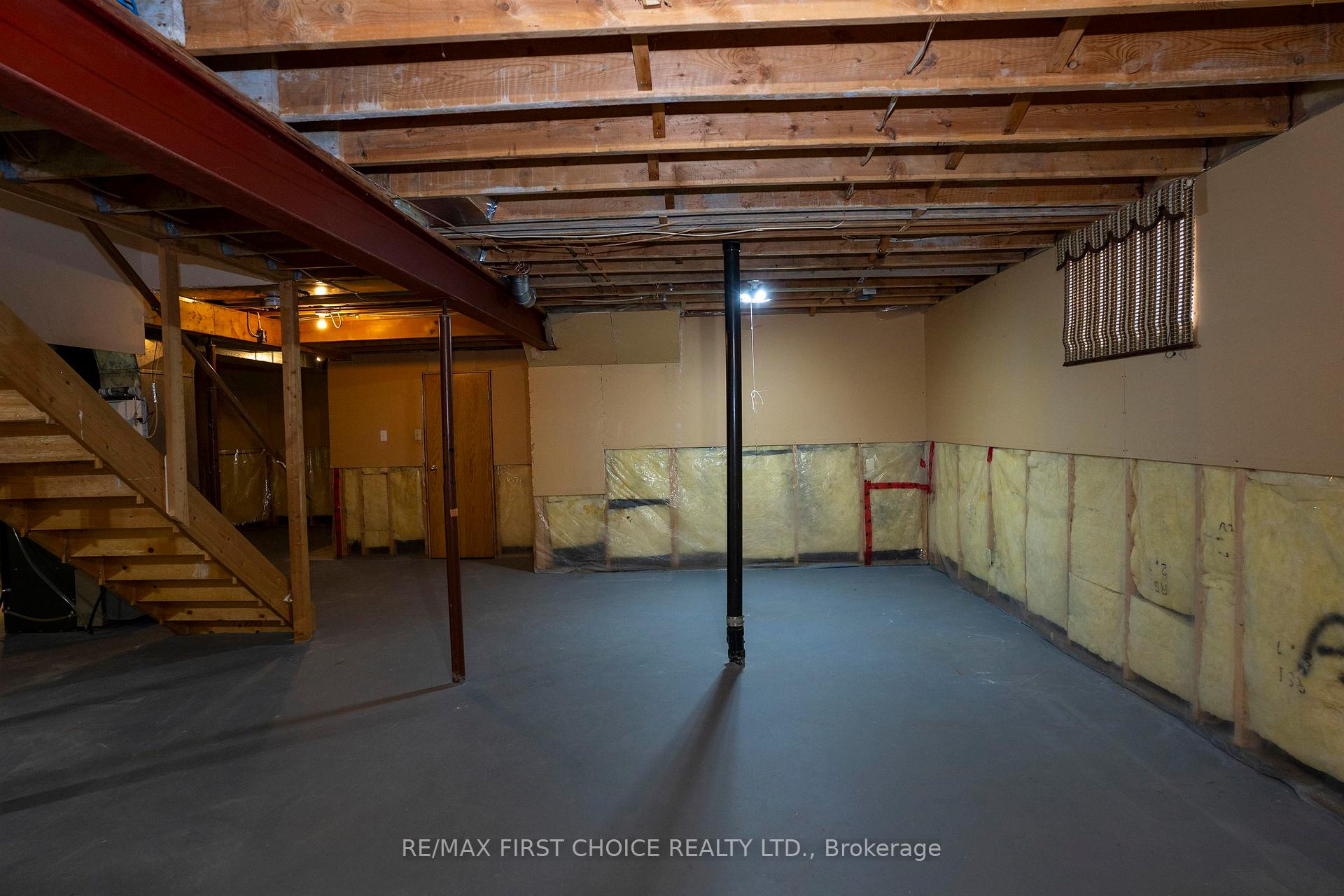 Photo 41 of 191 Skyline Avenue, Thunder Bay, John Street North — HOMEH