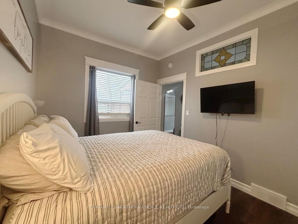 Photo 13 of 702 Armit Avenue, Fort Frances — HOMEH