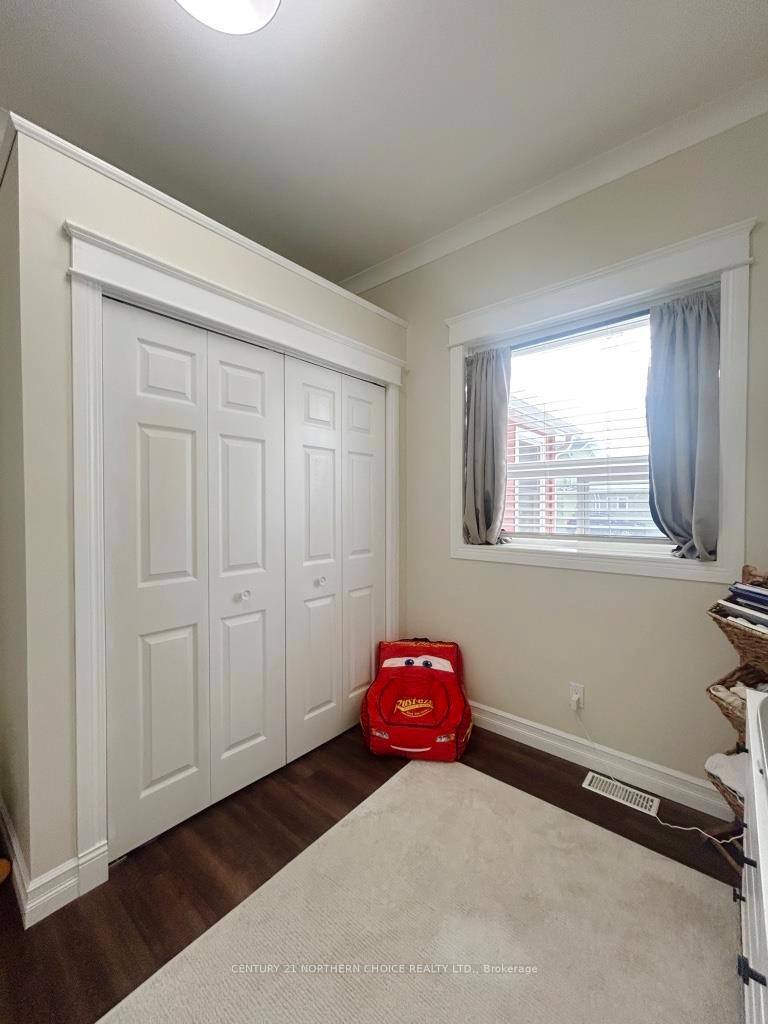 Photo 18 of 702 Armit Avenue, Fort Frances — HOMEH