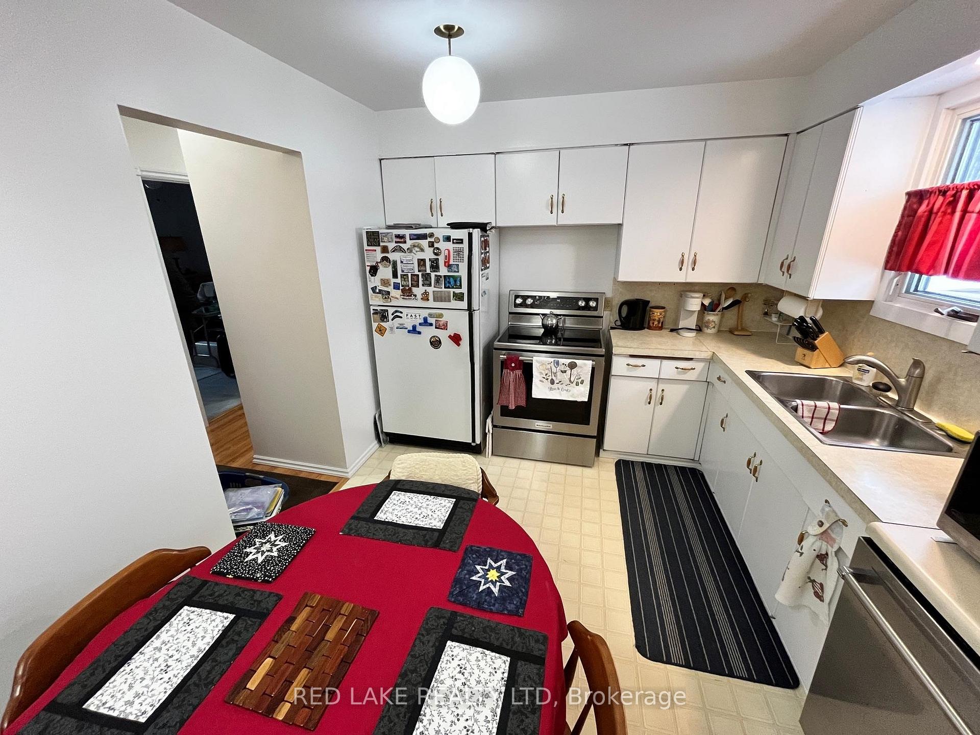 Photo 5 of 41 Detta Road, Red Lake — HOMEH