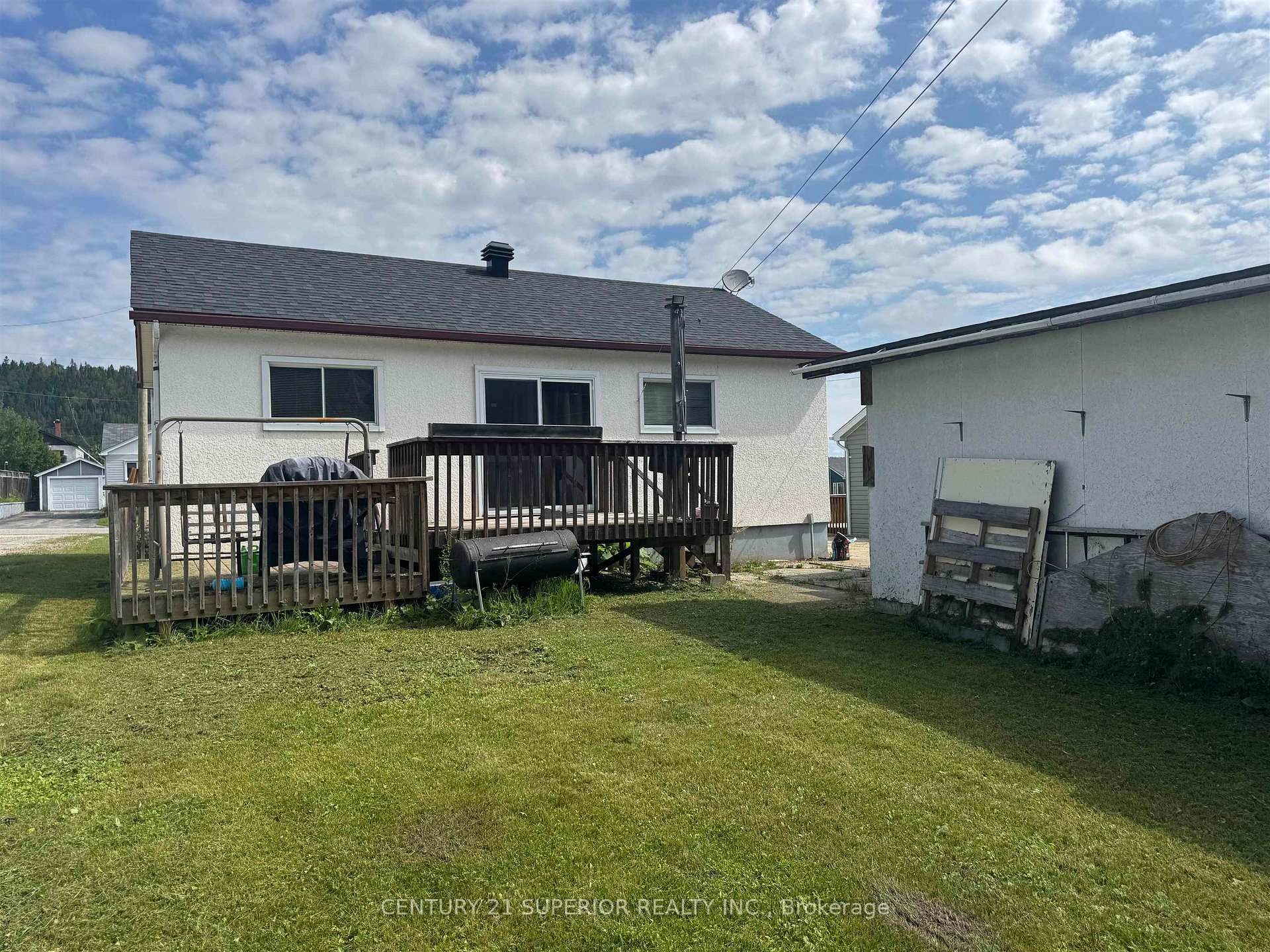 Photo 29 of 111 Warbler Drive, Manitouwadge — HOMEH