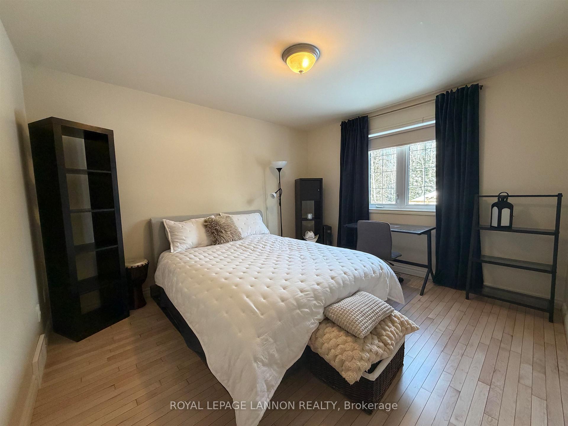 Photo 24 of 1866 Oliver Road, Thunder Bay, McIntyre South — HOMEH