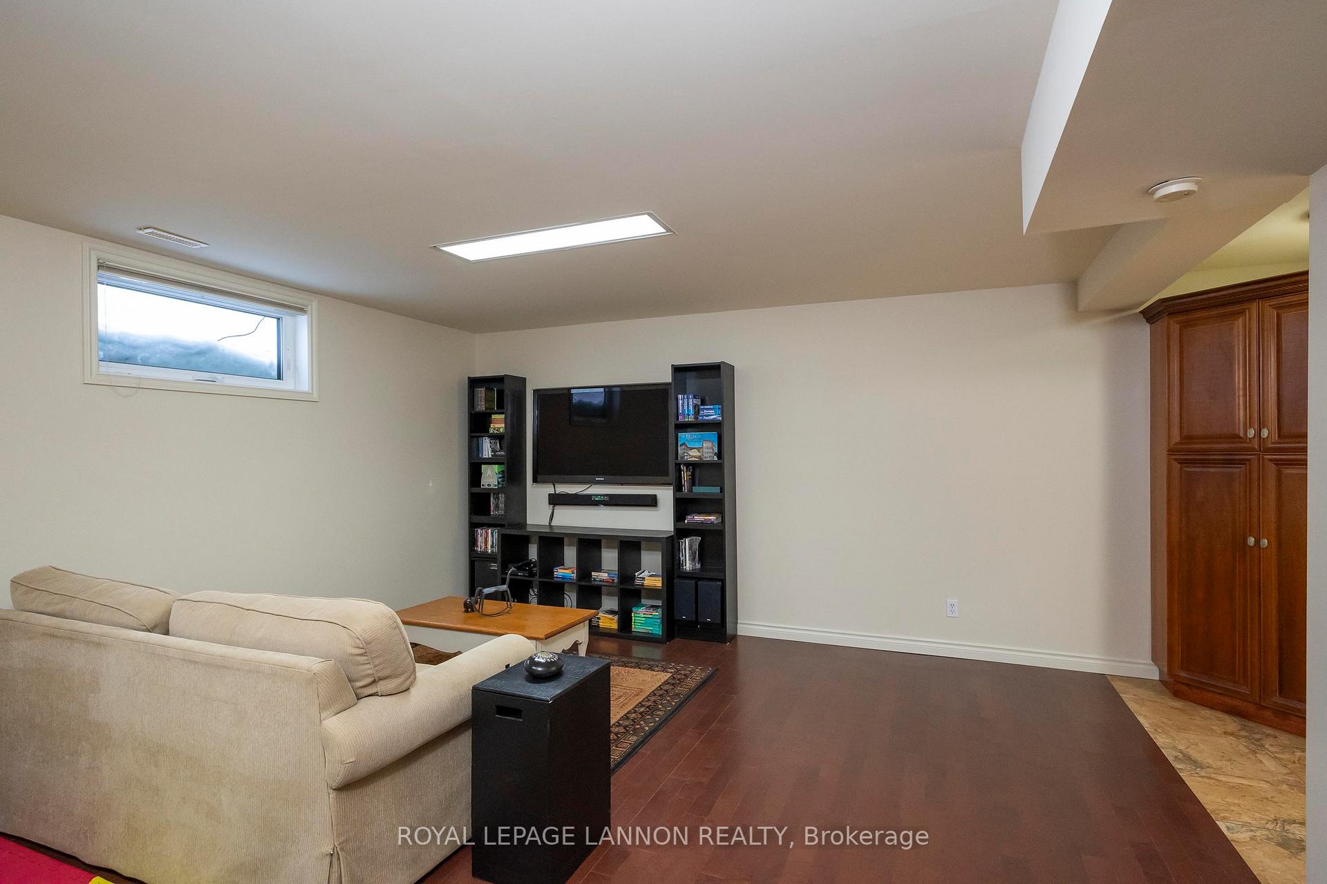 Photo 29 of 1866 Oliver Road, Thunder Bay, McIntyre South — HOMEH