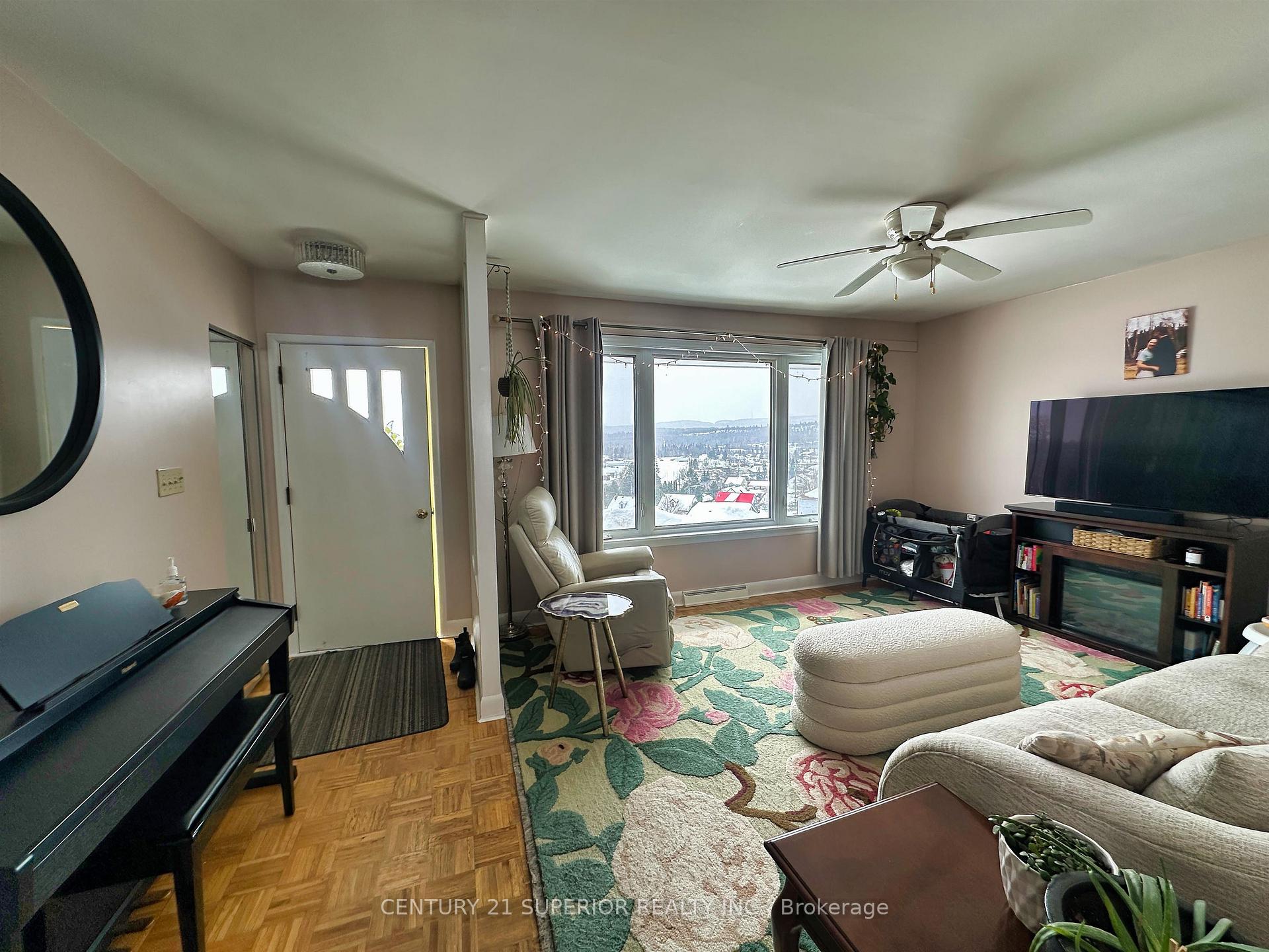 Photo 9 of 109 McKirdy Ave, Nipigon — HOMEH
