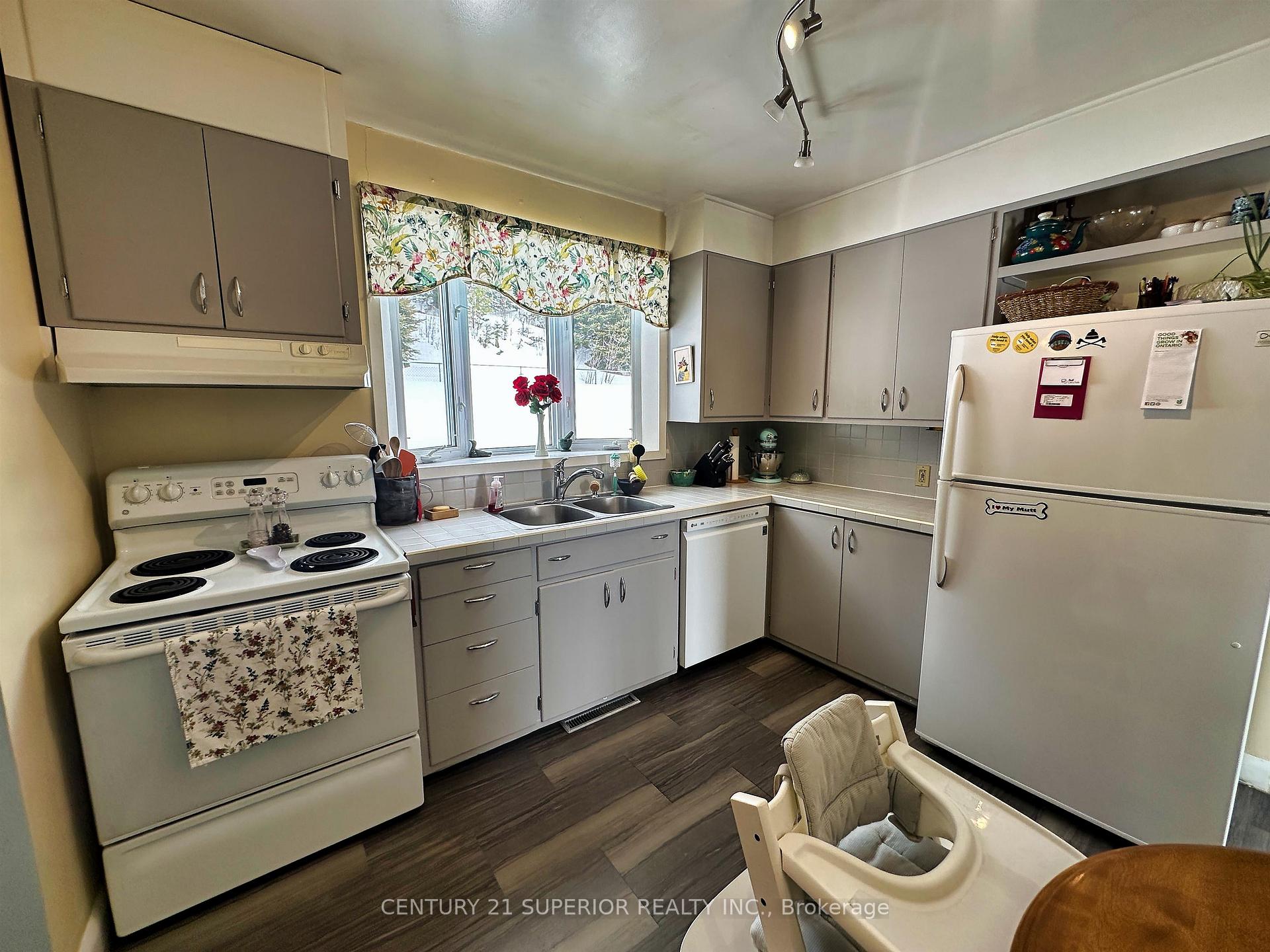 Photo 15 of 109 McKirdy Ave, Nipigon — HOMEH