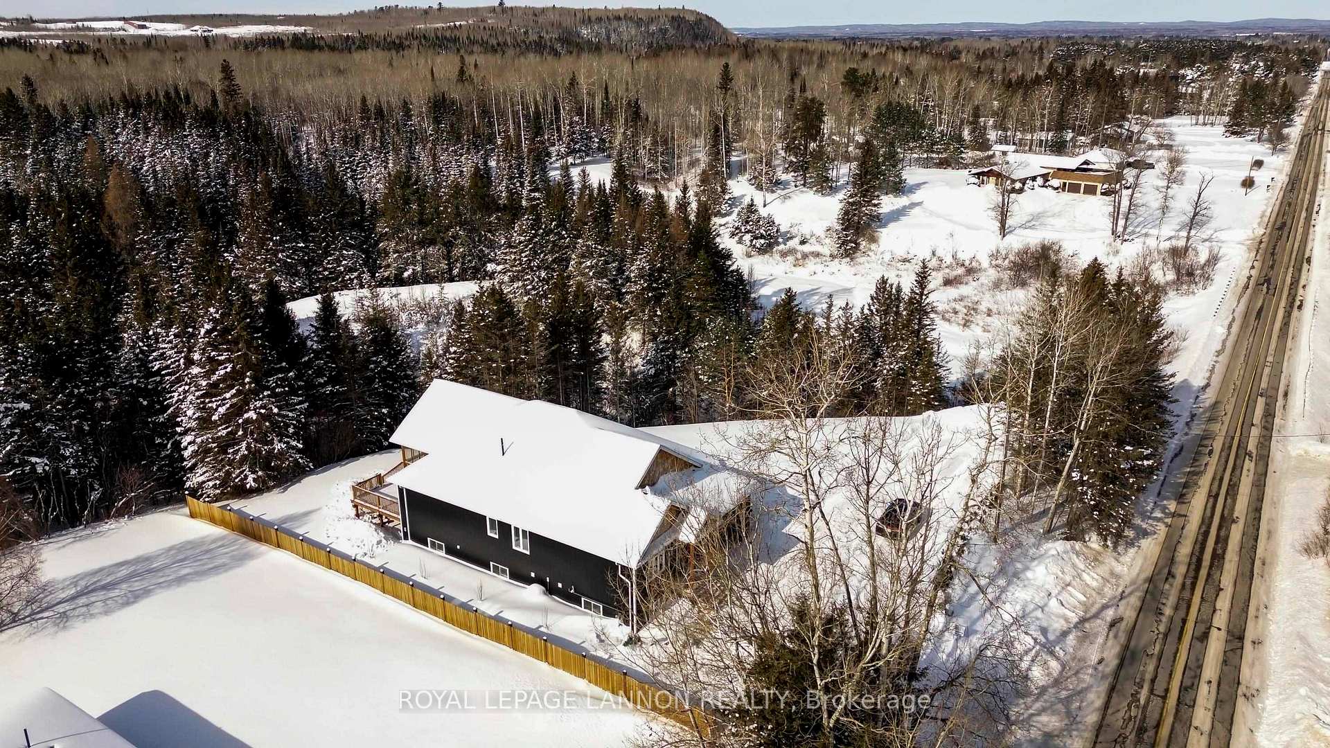 Photo 6 of 2365 15th Side Rd., Thunder Bay, Mountain Road — HOMEH