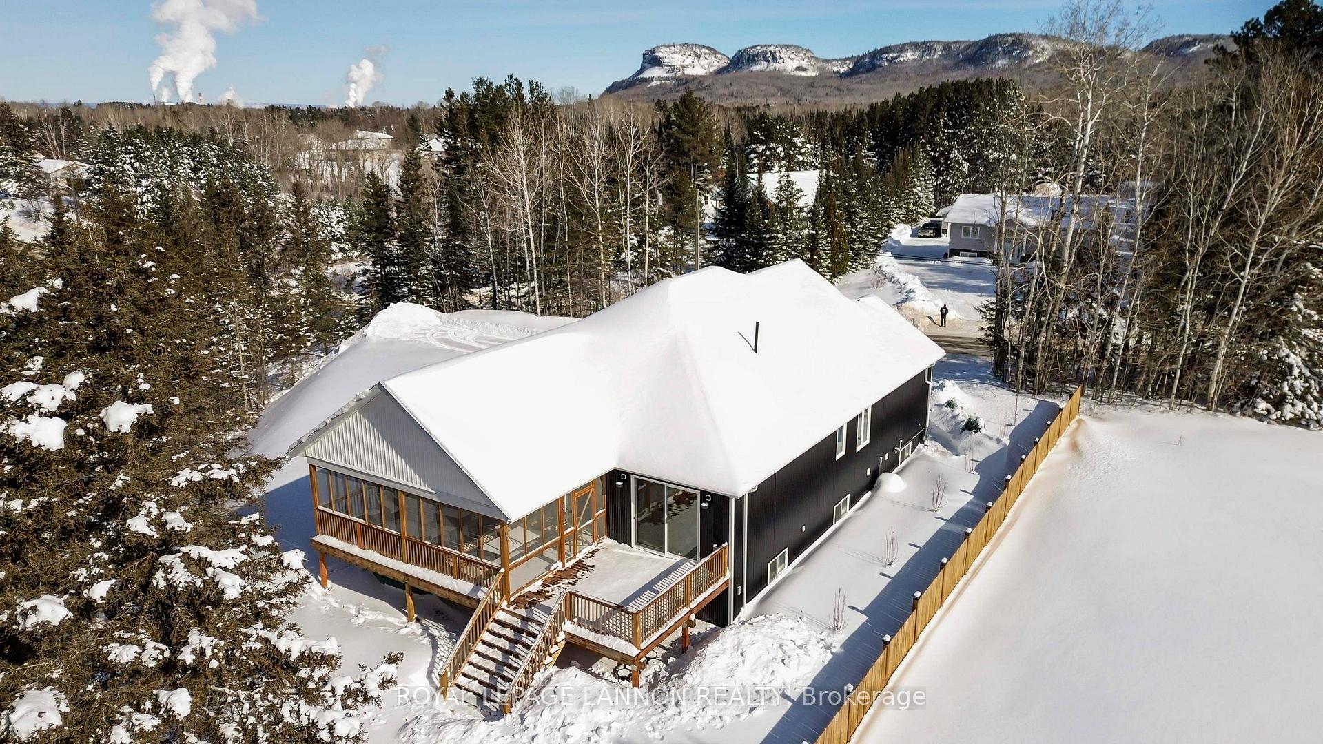 Photo 8 of 2365 15th Side Rd., Thunder Bay, Mountain Road — HOMEH