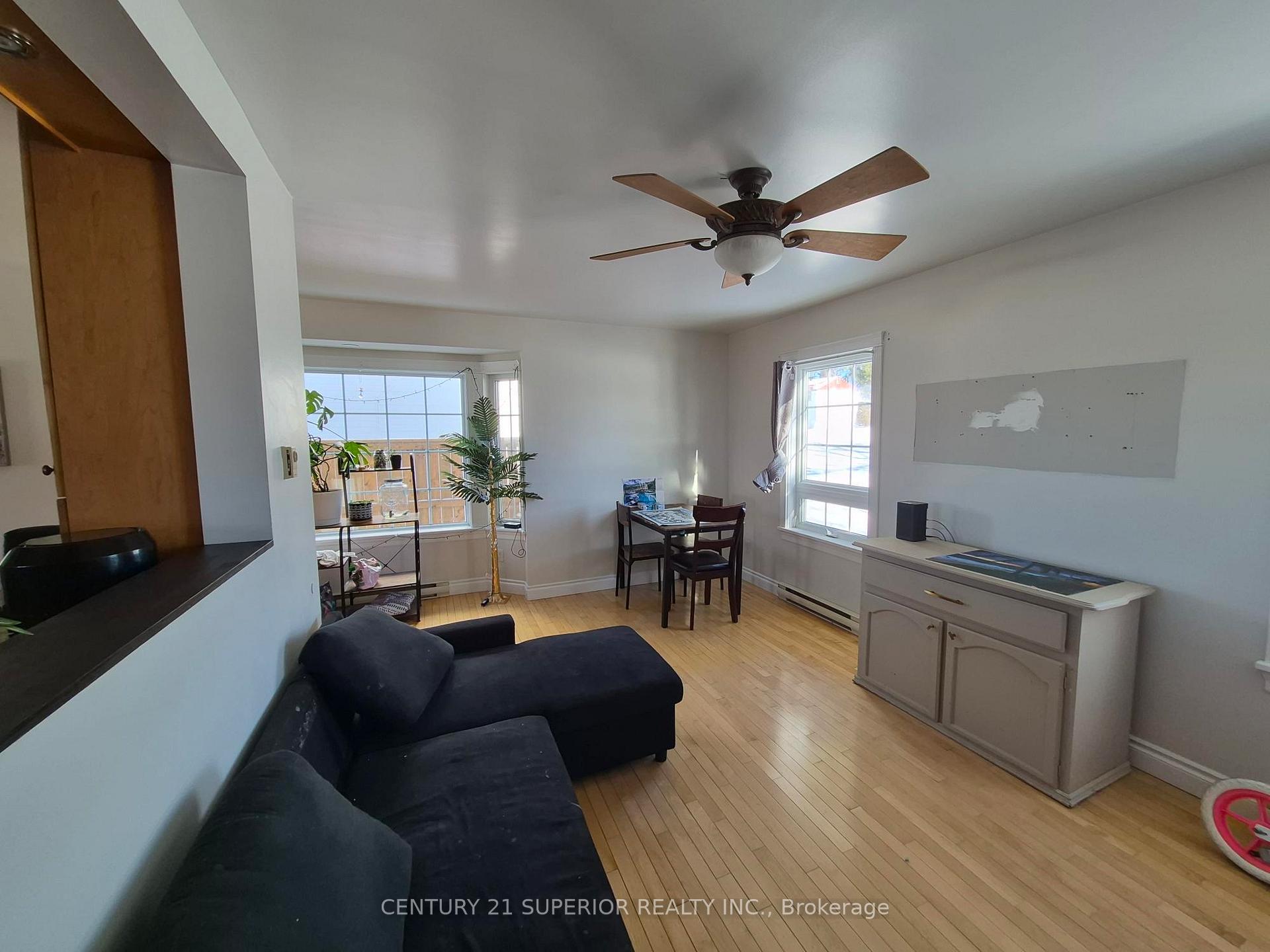 Photo 17 of 14 Drake Street, Marathon — HOMEH