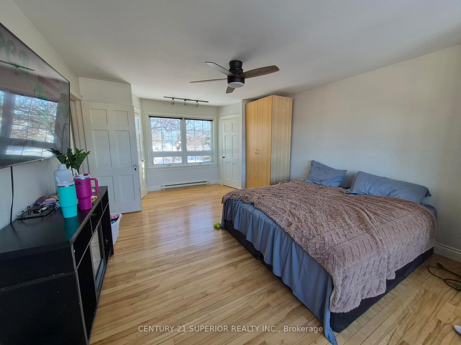 Photo 24 of 14 Drake Street, Marathon — HOMEH