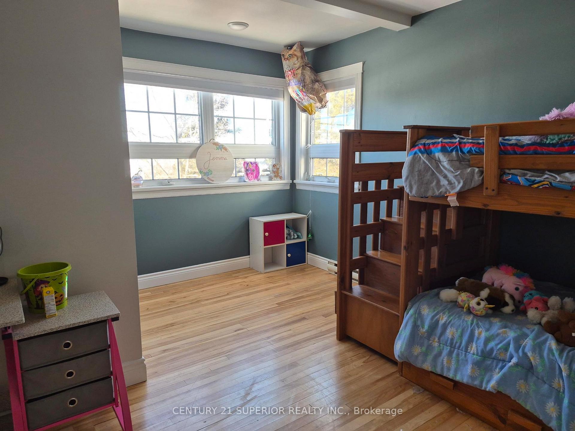 Photo 31 of 14 Drake Street, Marathon — HOMEH