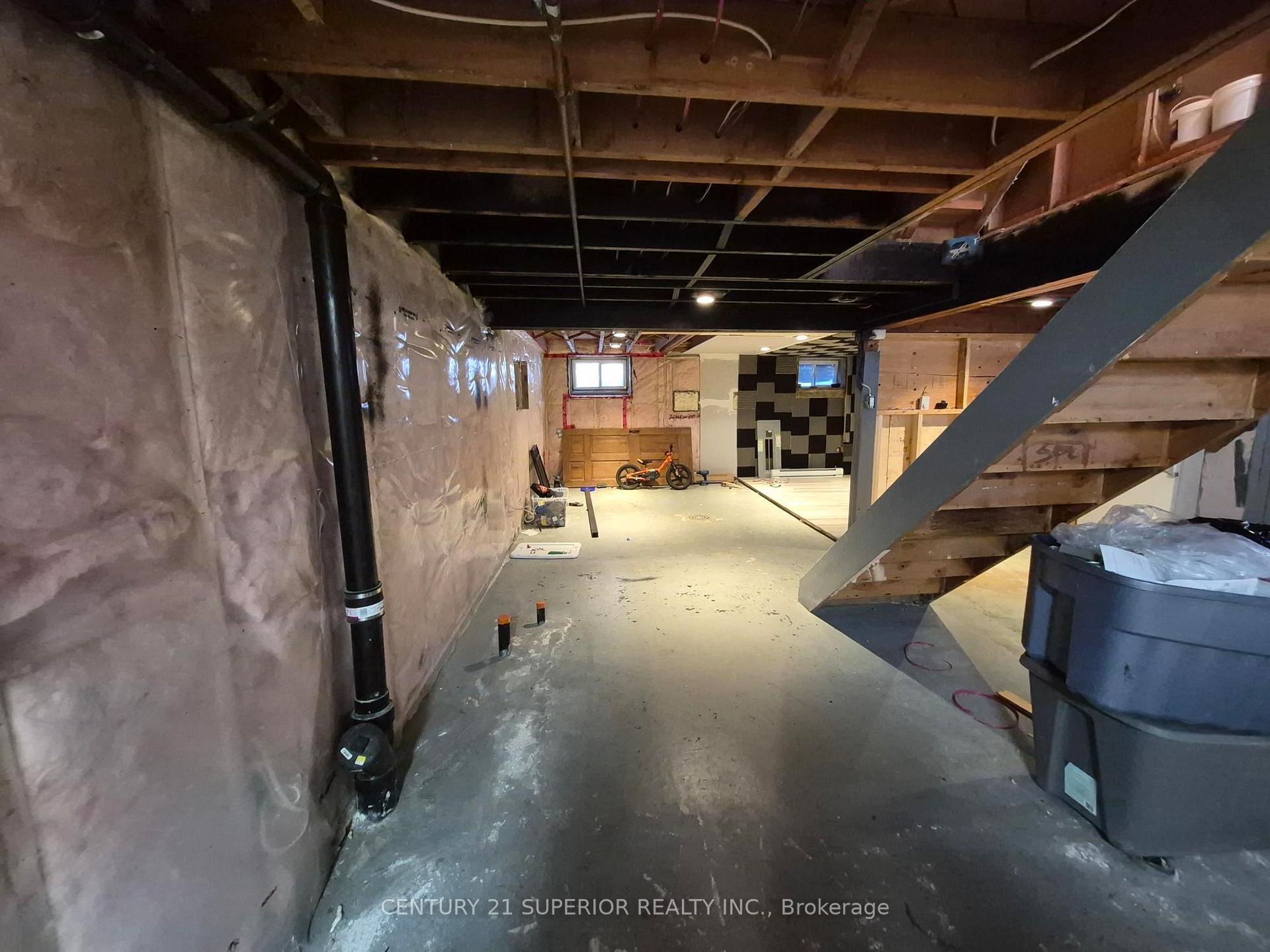 Photo 33 of 14 Drake Street, Marathon — HOMEH