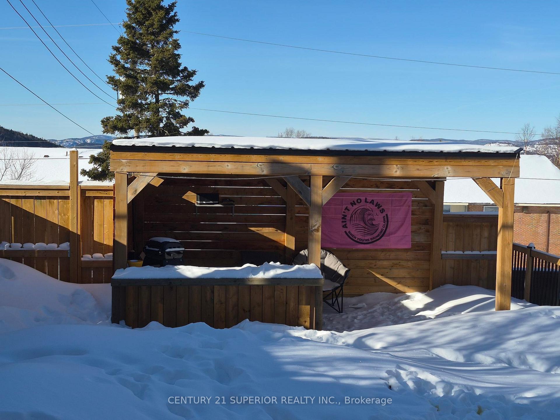 Photo 46 of 14 Drake Street, Marathon — HOMEH